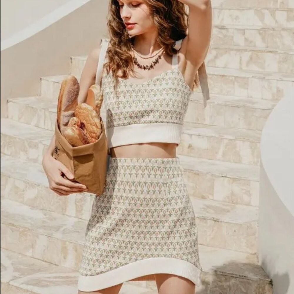 Petite Studio Daisy Print Skirt and Top Set